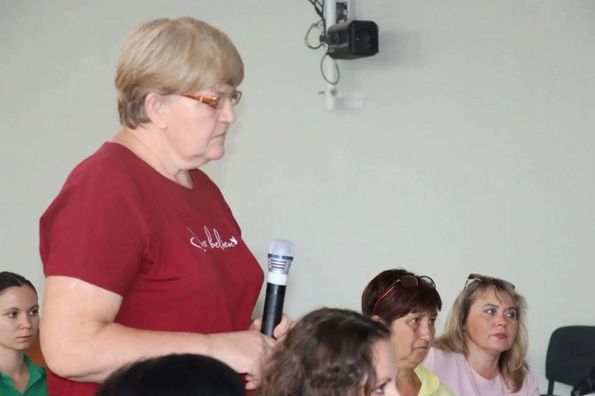 «Единство в диалоге»: единороссы Северодонецка на прямой связи с жителями «Единство в диалоге»: единороссы Северодонецка на прямой связи с жителями