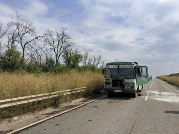 Вчера, 26 августа, был нанесён удар по лисичанскому автобусу на трассе Лисичанск — Стаханов, который вёз людей со Стаханова домой