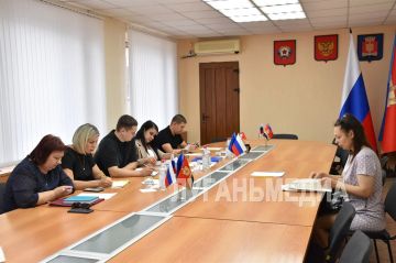 В Администрации Алчевска состоялась встреча представителей Комитета семей воинов Отечества с семьями военнослужащих