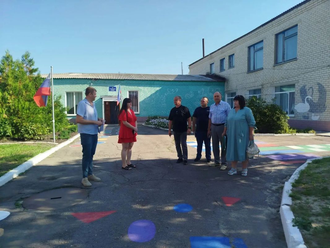 Готовы к новому учебному году: в Меловском муниципальном округе завершилась приемка образовательных организаций Готовы к новому учебному году: в Меловском муниципальном округе завершилась приемка образовательных организаций