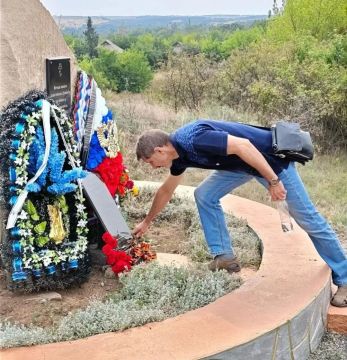 Активисты алчевского отделения общероссийской общественной организации «Российский союз ветеранов Афганистана и специальных военных операций» почтили память боевого товарища Владимира Онуфриенко