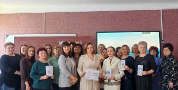 В Лутугинской средней школе №2 состоялось инструктивно-методическое совещание учителей иностранного языка