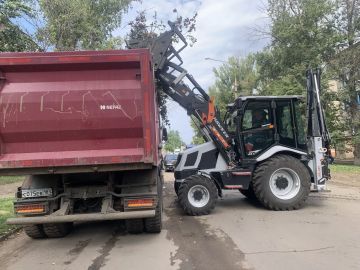 В Молодогвардейске продолжаются работы по благоустройству