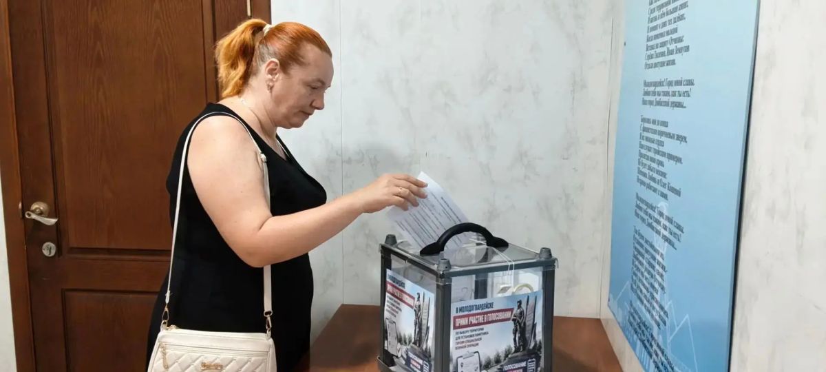 В Краснодонском муниципальном округе продолжается голосование за выбор места установки памятника погибшим участникам специальной военной операции В Краснодонском муниципальном округе продолжается голосование за выбор места установки памятника погибшим участникам специальной военной операции