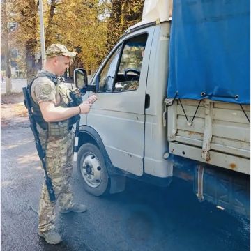 Госавтоинспекторы Кременной обеспечивают безопасность на дороге даже в условиях непрекращающихся атак врага