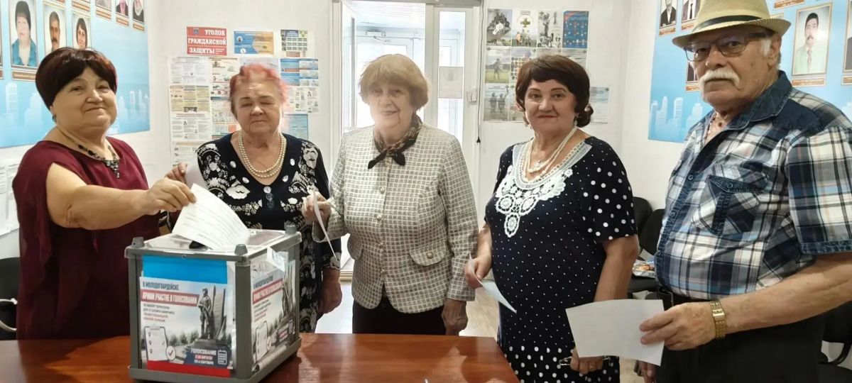 В Краснодонском муниципальном округе продолжается голосование за выбор места установки памятника погибшим участникам специальной военной операции