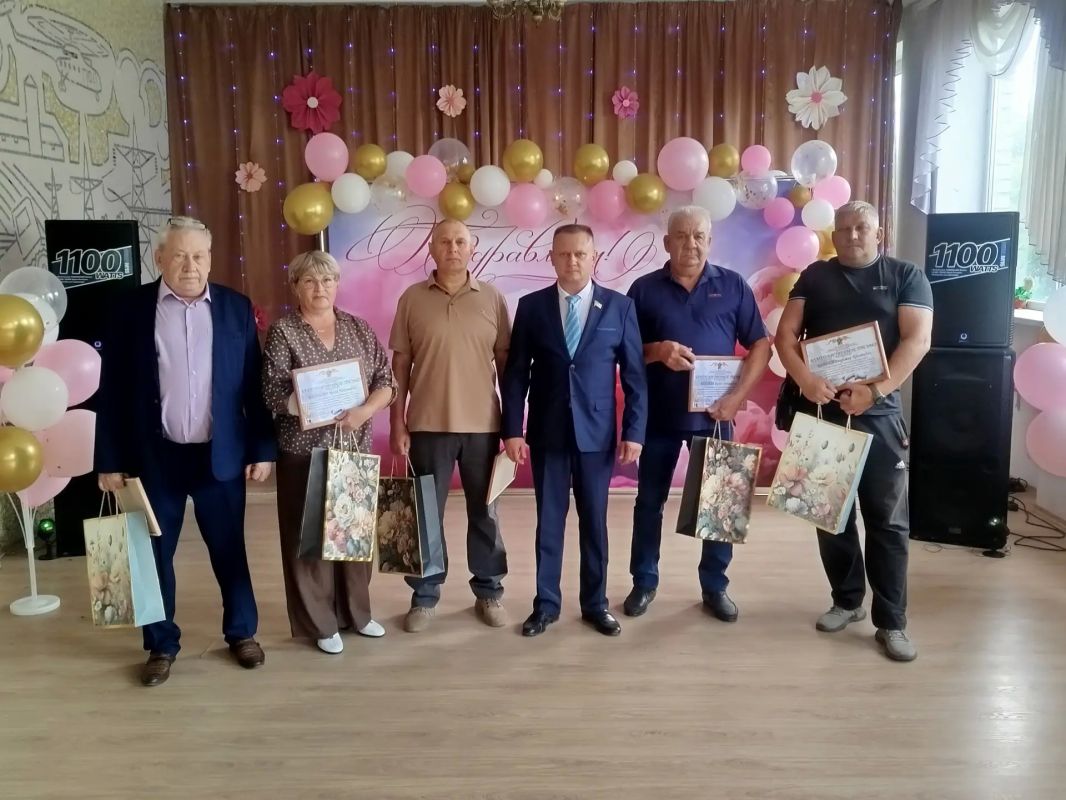 В городе Горское прошло торжественное мероприятие, посвящённое двум знаменательным датам — 128-й годовщине со дня основания города и Дню шахтёра В городе Горское прошло торжественное мероприятие, посвящённое двум знаменательным датам — 128-й годовщине со дня основания города и Дню шахтёра
