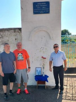 В преддверии празднования Дня города и профессионального праздника работников угольной отрасли — Дня шахтера, в спорткомплексе «Горняк» прошли соревнования по настольному теннису
