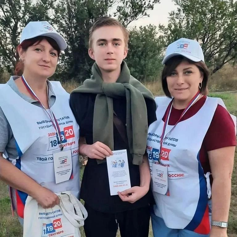 С заботой о каждом: в Ровеньках продолжается «ИнформУИК» С заботой о каждом: в Ровеньках продолжается «ИнформУИК»