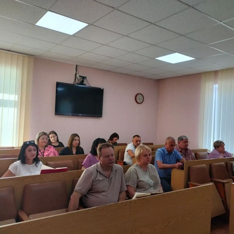 В Администрации городского округа город Ровеньки прошло плановое рабочее совещание В Администрации городского округа город Ровеньки прошло плановое рабочее совещание