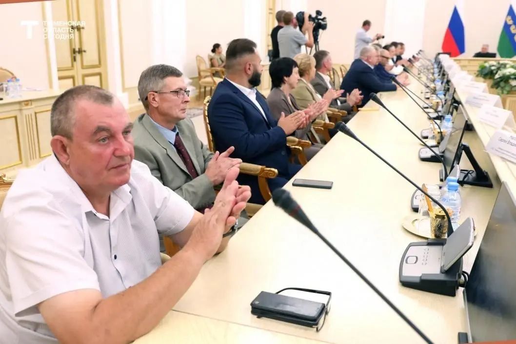 Прорабу ООО «АртСтрой» Ашоту Галяну вручили Благодарственное письмо Президента России Прорабу ООО «АртСтрой» Ашоту Галяну вручили Благодарственное письмо Президента России