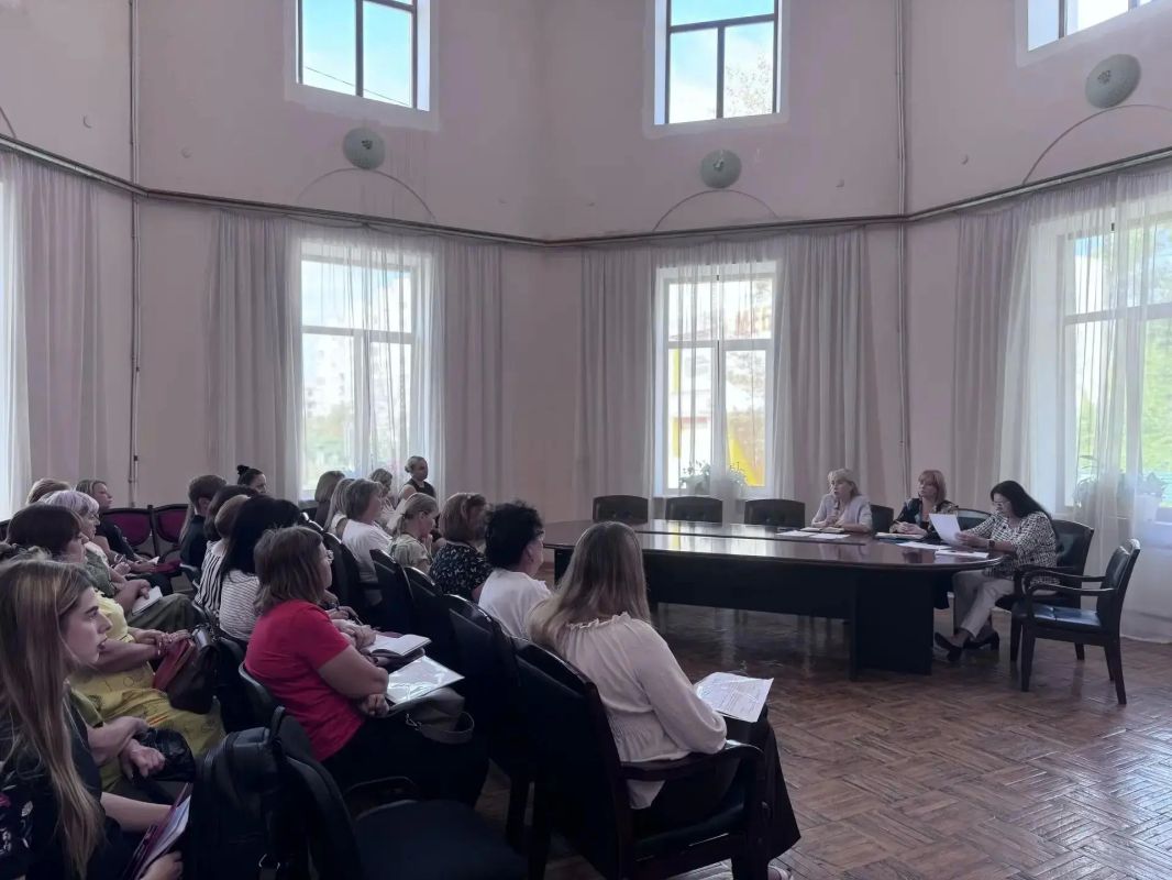В Краснодоне обсудили задачи сферы культуры на новый творческий сезон