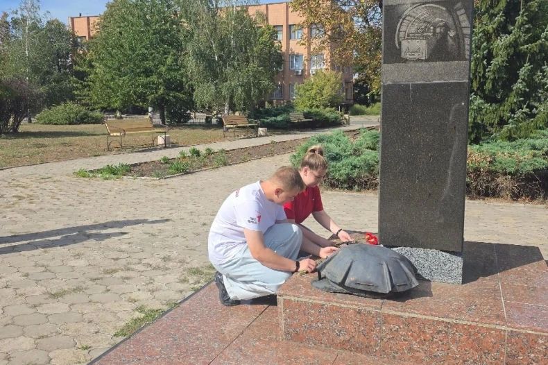 Акция памяти погибшим шахтерам прошла в Свердловске Акция памяти погибшим шахтерам прошла в Свердловске