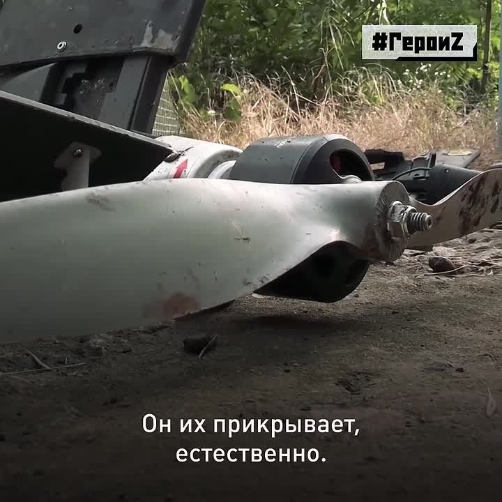 Сегодня снайперам в зоне СВО все чаще приходится работать не по живой силе, а по вражеским беспилотникам: «Бабам-Ягам», «ждунам» и прочим летающим тварям