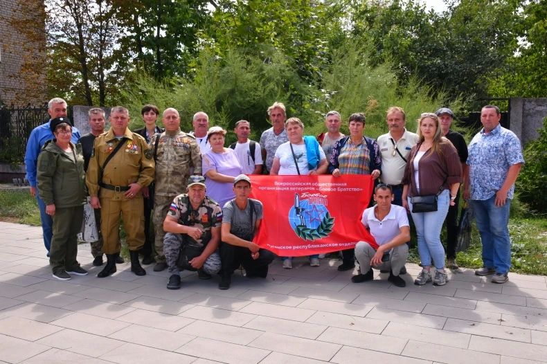 На базе Администрации Свердловского округа ЛНР состоялась встреча представителей общественной организации ветеранов «Боевое братство» На базе Администрации Свердловского округа ЛНР состоялась встреча представителей общественной организации ветеранов «Боевое братство»