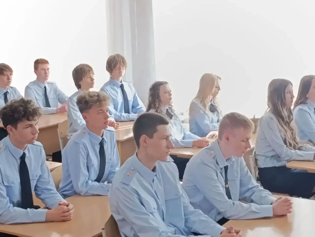 Урок мужества: встреча с защитником Отечества Урок мужества: встреча с защитником Отечества