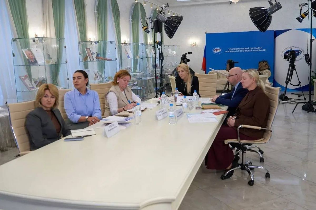 Помогаем семьям из ЛНР узнать о судьбе близких Помогаем семьям из ЛНР узнать о судьбе близких