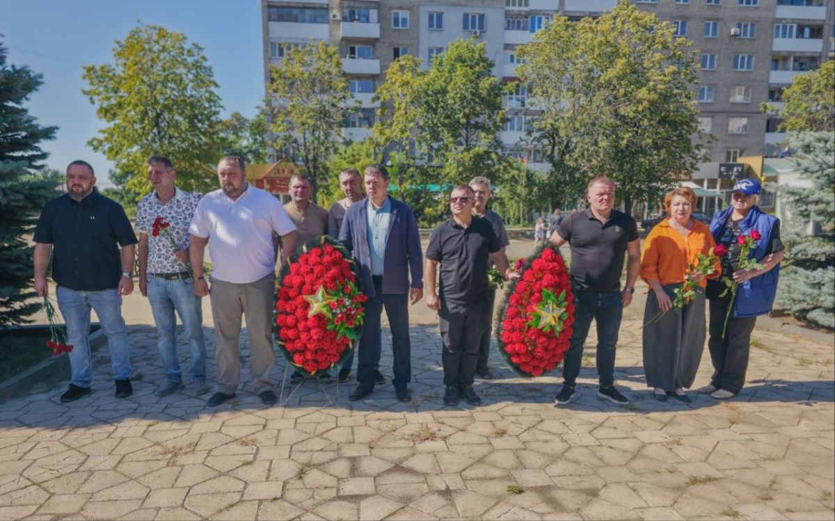 2 сентября 1943 года от немецко-фашистских захватчиков был освобожден наш родной город - Лисичанск 2 сентября 1943 года от немецко-фашистских захватчиков был освобожден наш родной город - Лисичанск