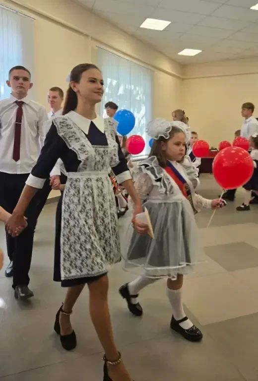 ДЕПУТАТСКИЙ КОРПУС ПОЗДРАВИЛ ШКОЛЬНИКОВ И УЧИТЕЛЕЙ СЛАВЯНОСЕРБШИНЫ С ДНЁМ ЗНАНИЙ ДЕПУТАТСКИЙ КОРПУС ПОЗДРАВИЛ ШКОЛЬНИКОВ И УЧИТЕЛЕЙ СЛАВЯНОСЕРБШИНЫ С ДНЁМ ЗНАНИЙ