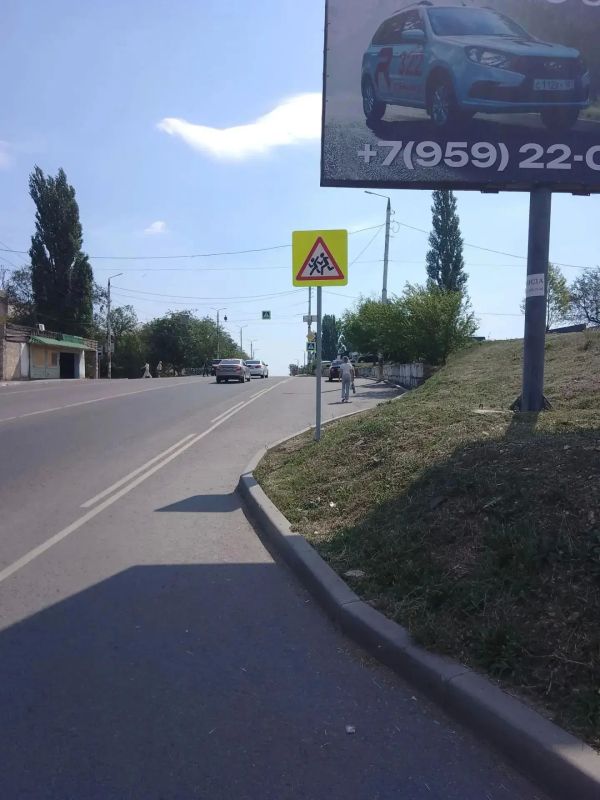 В городах Брянка и Стаханов обновили дорожную навигацию В городах Брянка и Стаханов обновили дорожную навигацию