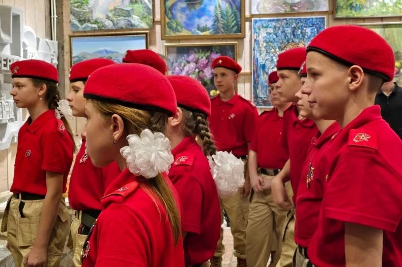 В Свердловском краеведческом музее состоялся «Урок Мира» В Свердловском краеведческом музее состоялся «Урок Мира»