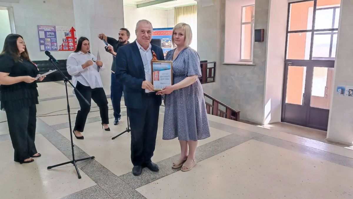В День освобождения Брянки от немецко-фашистских захватчиков город вновь обратился к своей истории В День освобождения Брянки от немецко-фашистских захватчиков город вновь обратился к своей истории