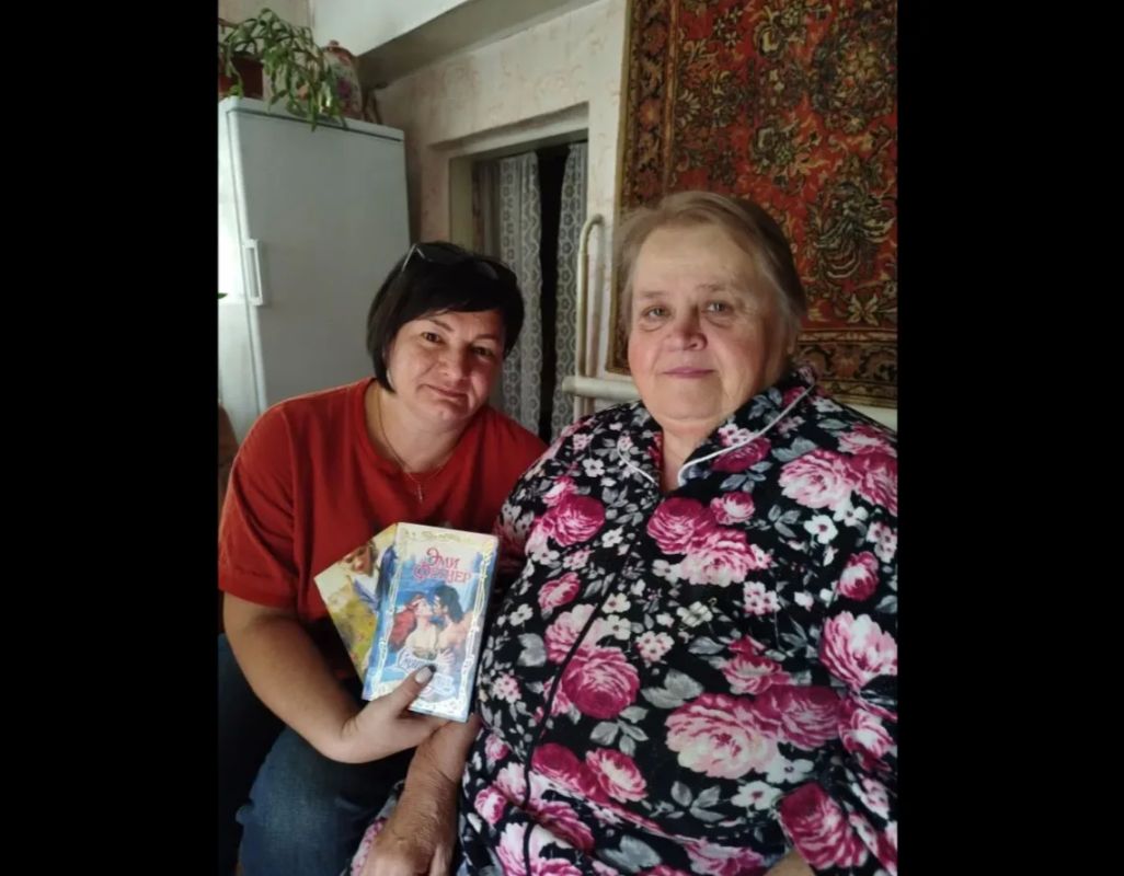 КИБО поздравляет с Днем знаний учителей-ветеранов КИБО поздравляет с Днем знаний учителей-ветеранов