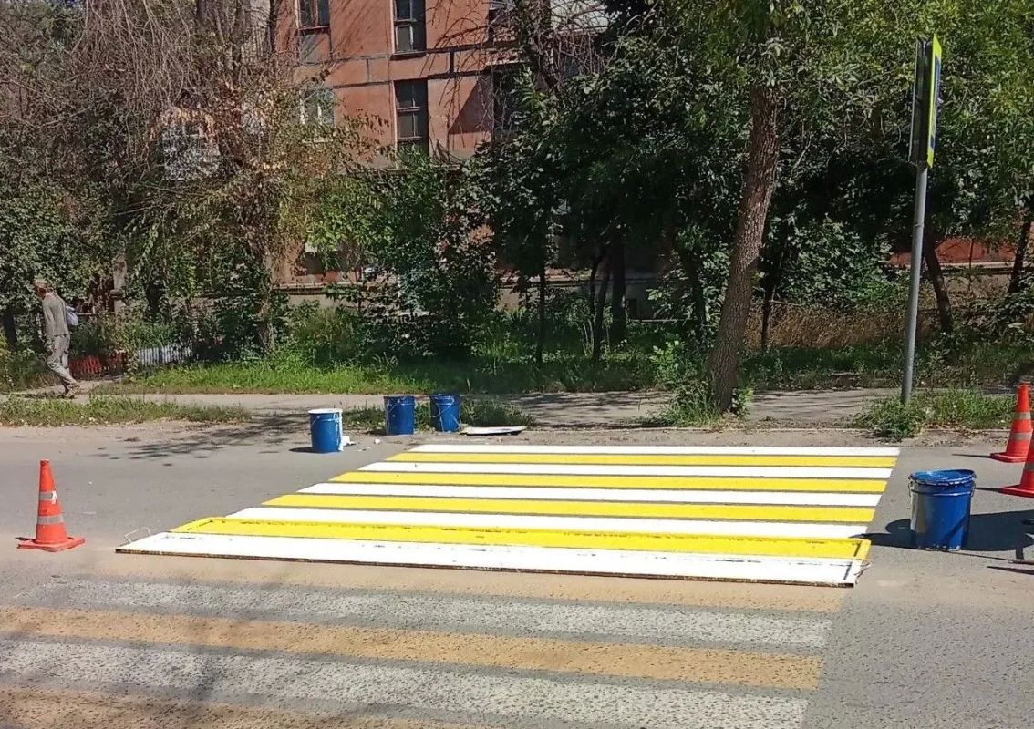Коммунальными службами проведены работы на территории города Коммунальными службами проведены работы на территории города