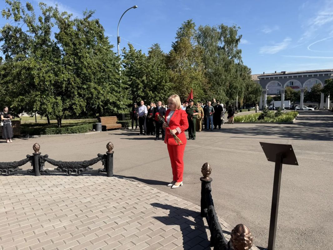 ПАМЯТЬ, КОТОРАЯ ОБЪЕДИНЯЕТ ПОКОЛЕНИЯ ПАМЯТЬ, КОТОРАЯ ОБЪЕДИНЯЕТ ПОКОЛЕНИЯ