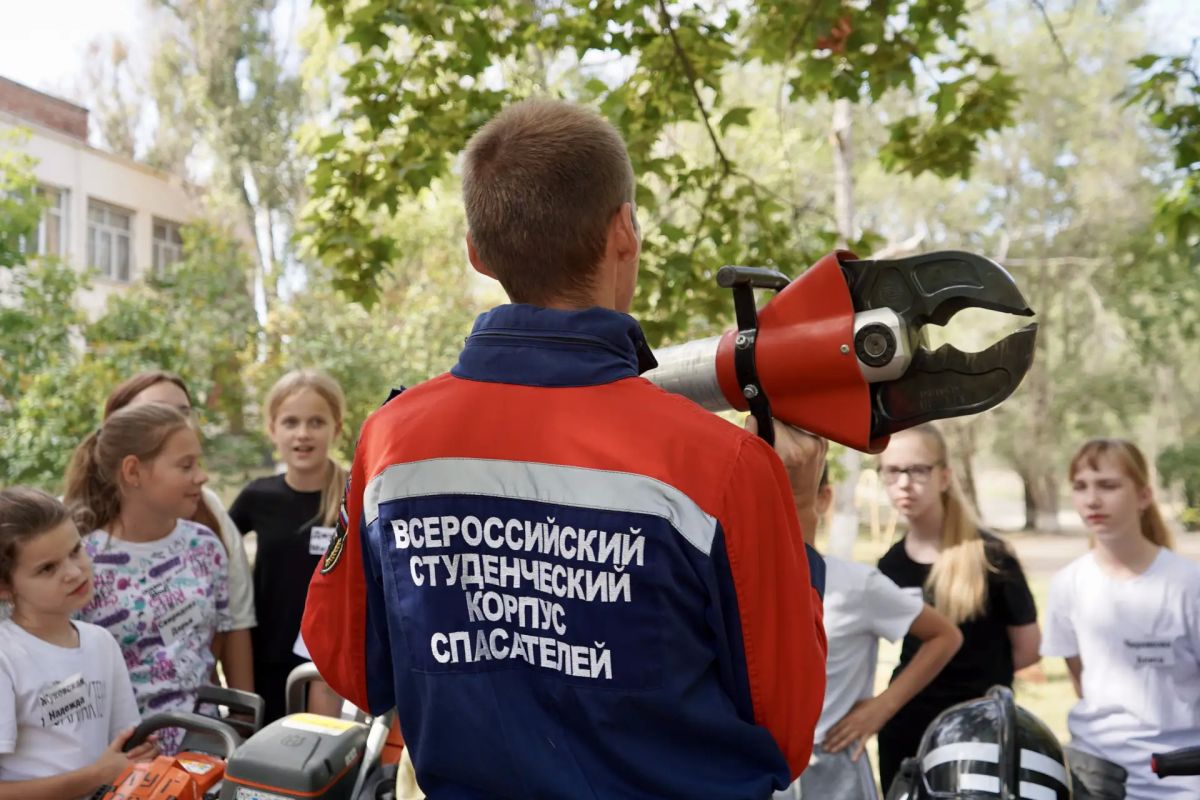 В Луганской школе №41 прошёл «Городок безопасности» от ЛугРО ВСКС В Луганской школе №41 прошёл «Городок безопасности» от ЛугРО ВСКС