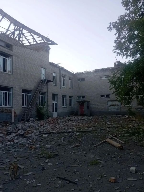 ВСУ атаковали школу и детский сад в Запорожской области ВСУ атаковали школу и детский сад в Запорожской области