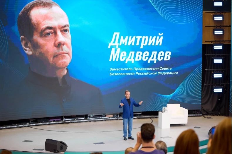 Пятилетие МНМ отметили медийщики со всей России и зарубежья в дружном Сенеже! Пятилетие МНМ отметили медийщики со всей России и зарубежья в дружном Сенеже!