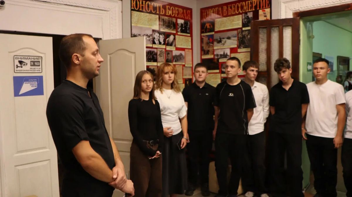 Делимся фотографиями памятных мероприятий, которые проходят в регионах России в честь 81-й годовщины Победы над милитаристской Японией и окончания Второй мировой войны Делимся фотографиями памятных мероприятий, которые проходят в регионах России в честь 81-й годовщины Победы над милитаристской Японией и окончания Второй мировой войны