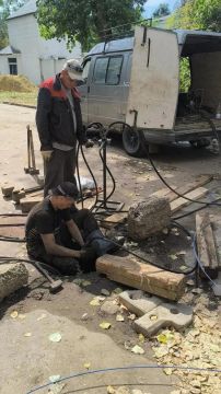 В луганской многоэтажке обновили канализацию без вскрытия асфальта и газонов