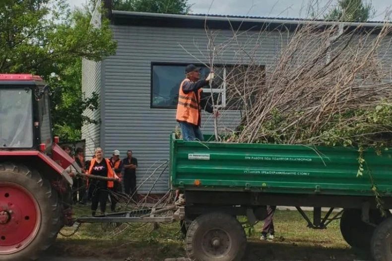 В Свердловском округе продолжается наведение порядка В Свердловском округе продолжается наведение порядка