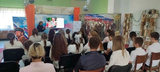 Информационный час «Беспризорник – кто он?» Информационный час «Беспризорник – кто он?»