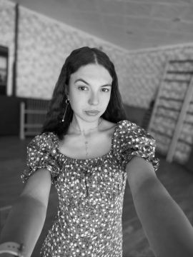 Сегодня, 4 сентября, на трассе Алчевск — Брянка после удара БПЛА погибли две женщины — Женя и её мама