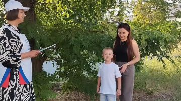 «ИнформУИК» в Красном Луче: с песней весело шагать!