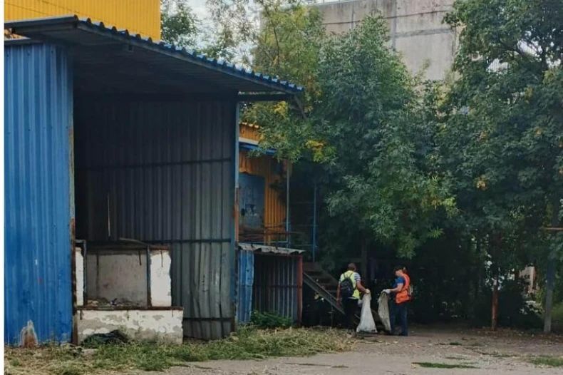 В Свердловском округе продолжается наведение порядка В Свердловском округе продолжается наведение порядка