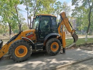 В Ровеньках начался финальный этап капремонта улицы Ленина