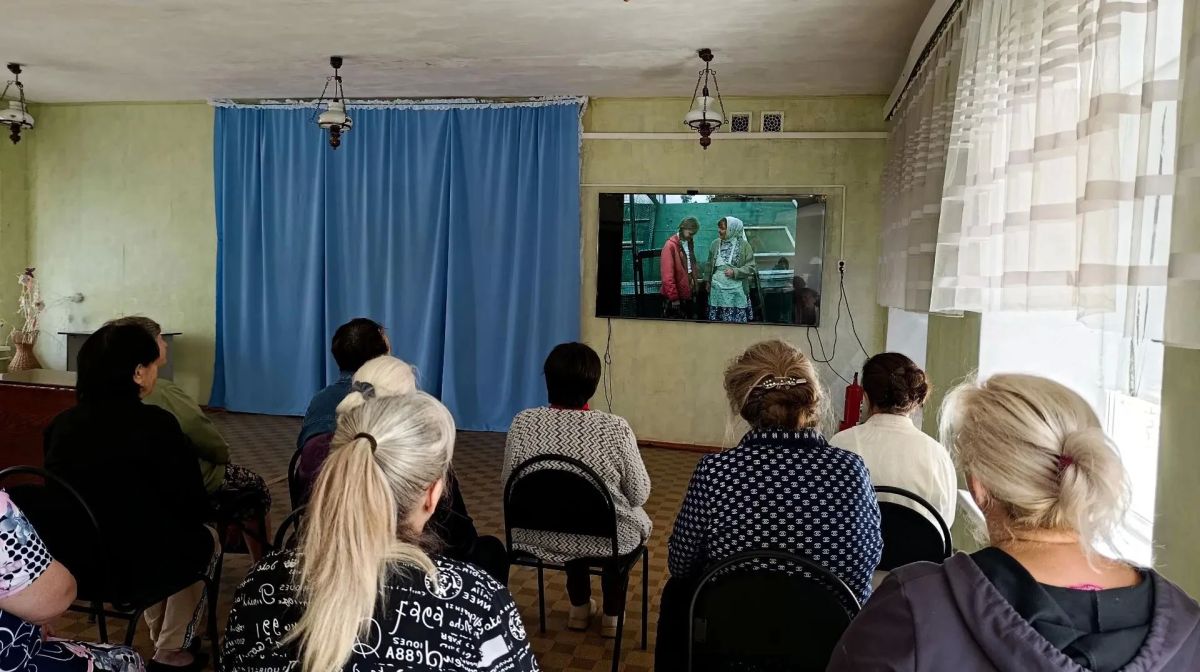 В рамках культурно-досуговой программы Первомайского комплексного центр социального обслуживания населения состоялось мероприятие, посвященное отечественному кинематографу В рамках культурно-досуговой программы Первомайского комплексного центр социального обслуживания населения состоялось мероприятие, посвященное отечественному кинематографу
