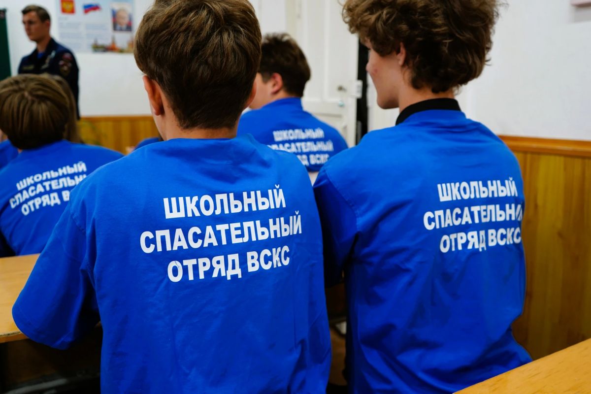 Новая смена героев: в Ровеньках открылся школьный спасательный отряд «Альфа» Новая смена героев: в Ровеньках открылся школьный спасательный отряд «Альфа»