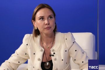 Главное из заявлений, а также фоторепортаж с видеоинтервью директора ФГБУ "Дом народов России" Анны Полежаевой Региональному информационному центру "ТАСС Кавказ" на полях Межрегиональной конференции руководителей органов...