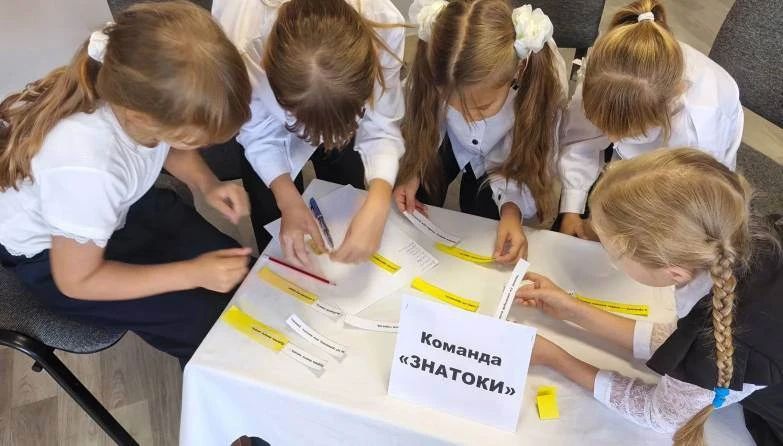 В Ровеньках прошел лингвистический турнир «Быть грамотным — быть успешным» В Ровеньках прошел лингвистический турнир «Быть грамотным — быть успешным»