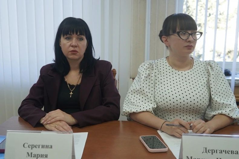 Проведено заседание Комиссии по делам несовершеннолетних и защите их прав Проведено заседание Комиссии по делам несовершеннолетних и защите их прав