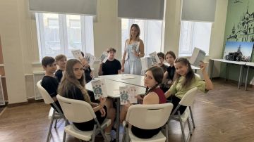 8 сентября в МБУ «Дворец культуры имени Октябрьской революции города Брянки» состоялся мастеркласс «Финансовая грамотность: шаг за шагом»