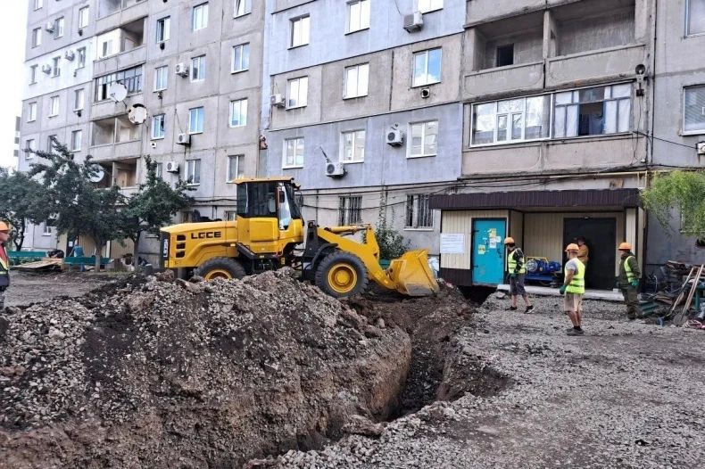 По Народной программе в Свердловске началось благоустройство микрорайона «Центральный По Народной программе в Свердловске началось благоустройство микрорайона «Центральный