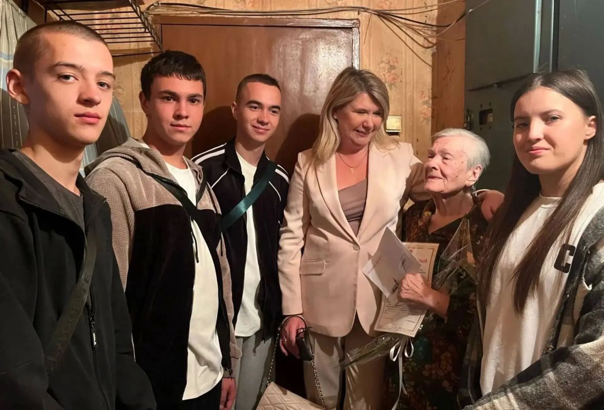 С днём рождения, ветеран!. С днём рождения, ветеран!.