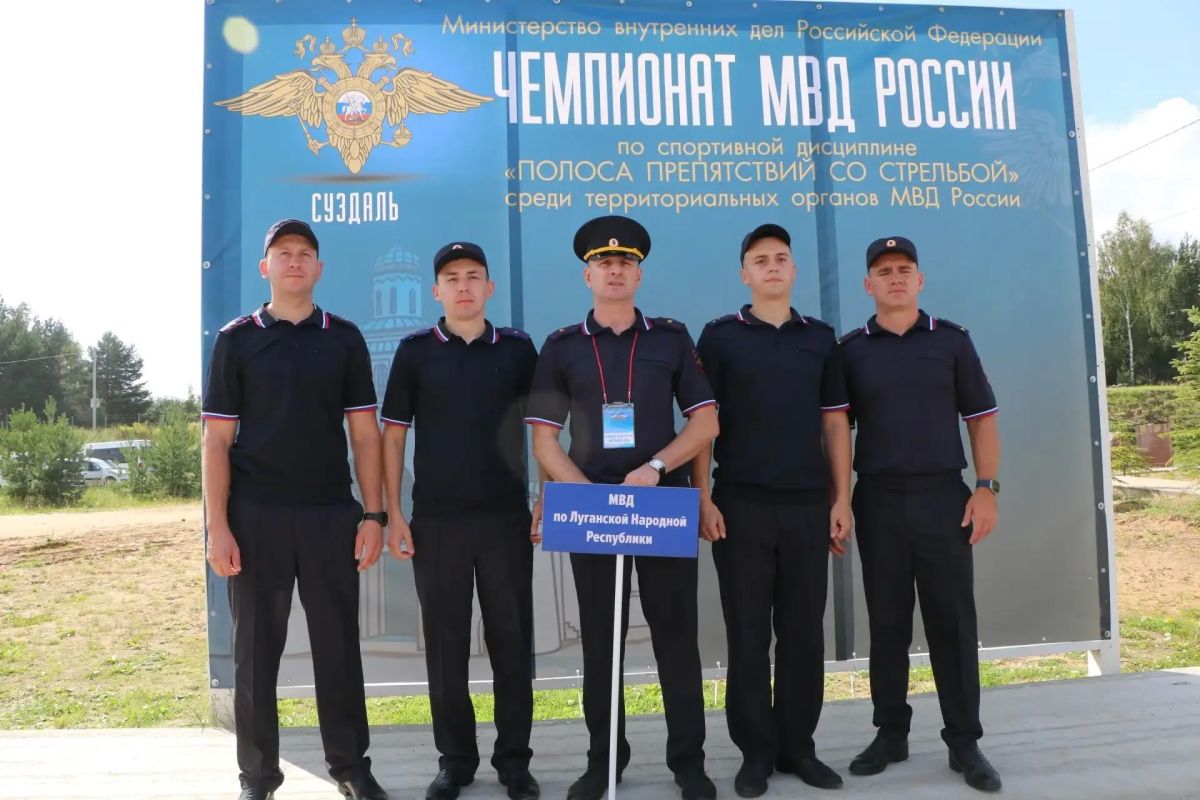 Команда МВД по региону достойно представила ведомство на чемпионате МВД России по преодолению полосы препятствий со стрельбой в Суздале Команда МВД по региону достойно представила ведомство на чемпионате МВД России по преодолению полосы препятствий со стрельбой в Суздале