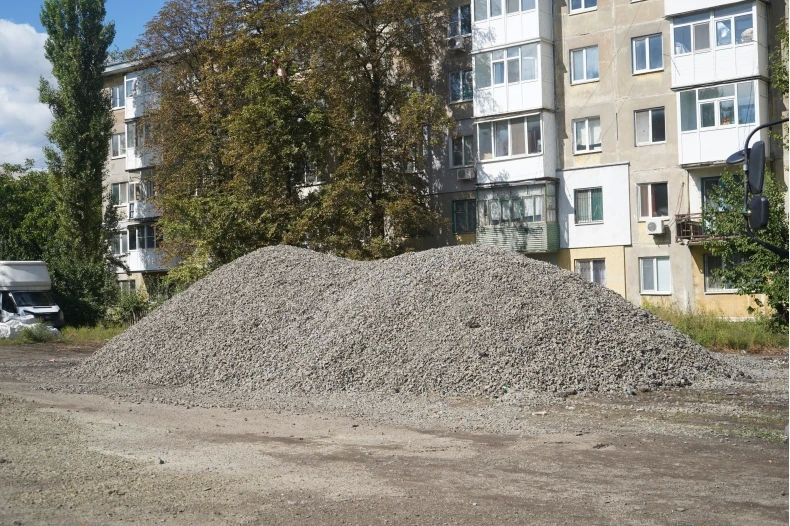 В квартале 50 лет Октября началось комплексное благоустройство дворовых территорий В квартале 50 лет Октября началось комплексное благоустройство дворовых территорий